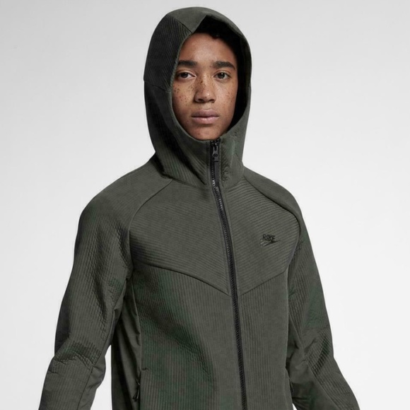 Nike Sportswear NSW Tech Pack Woven Full-Zip Hooded Jacket 928551-001 (Green) - Picture 1 of 4